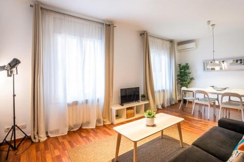 11IND1116 - Apartment near Sagrada familia