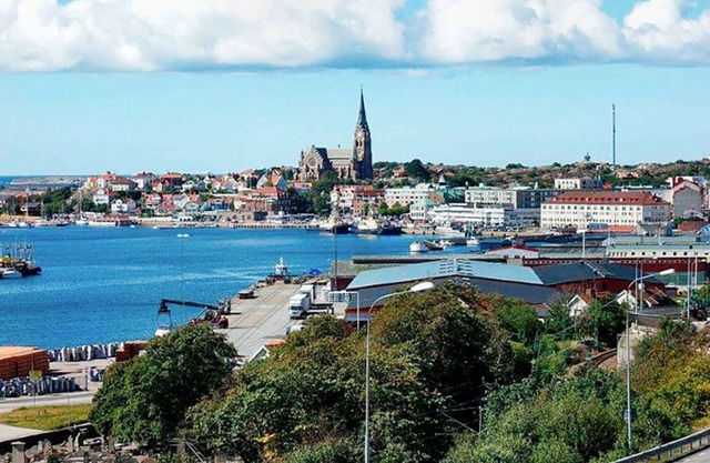 12 person holiday home in LYSEKIL