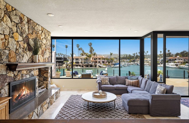 1341B The Beachmont Place