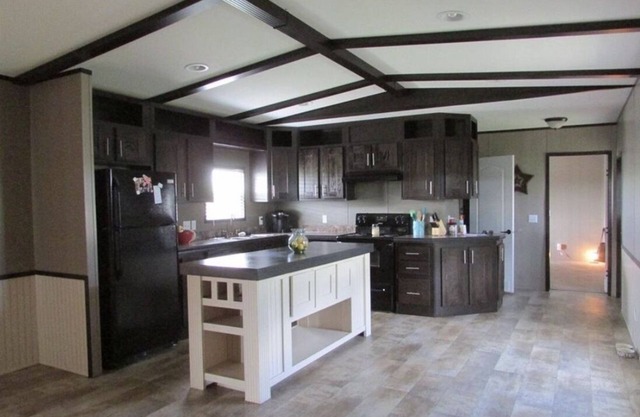 14 Acre Ranch Home near Refineries