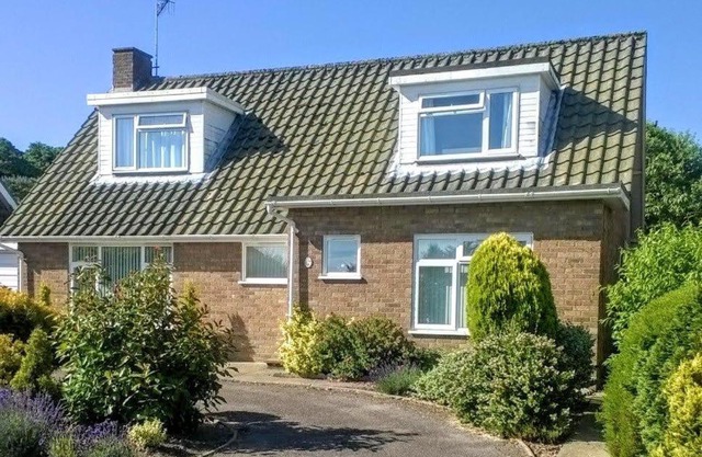 14 Links Way - Keys Holiday Cottages