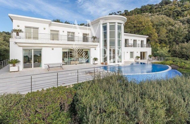 15 min from the Croisette Panoramic Sea View - Cannes Californie - sleeps 12