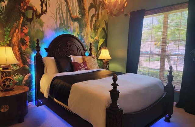 15 Mins to Disney Tarzan’s Jungle & Pirate Retreat