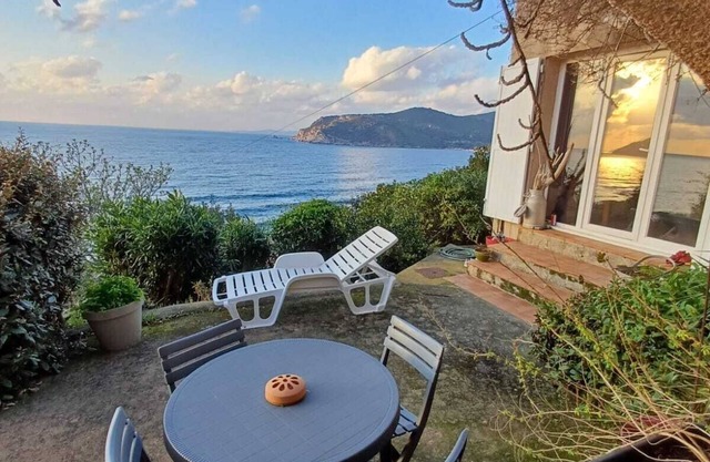 15 minutes from Ajaccio, timeless Corsica!