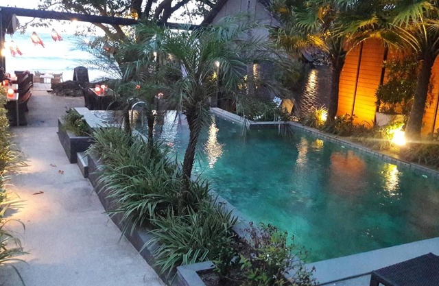 15 Palms Beach Resort