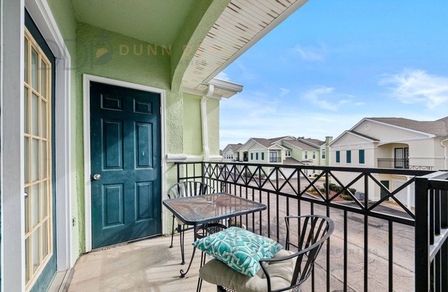 1503v Tiki Retreat Just a short walk to the Beach