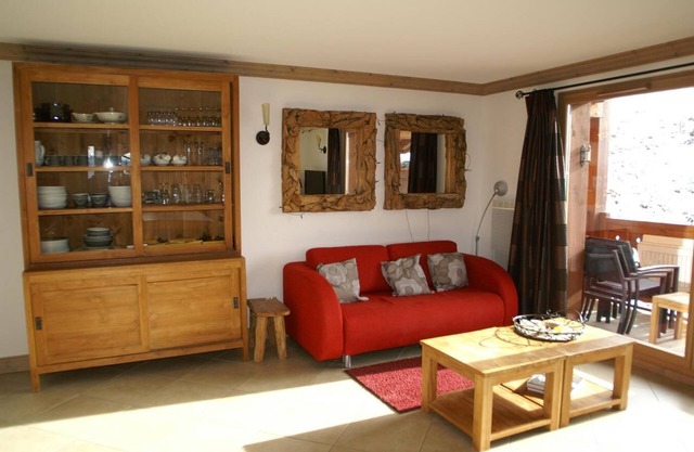 150m from resort center, terrace, balcony, parking, ski locker, 60m², Les 7 Laux