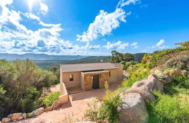 150m2 4 bedroom family home located in San gavino 10min from figari