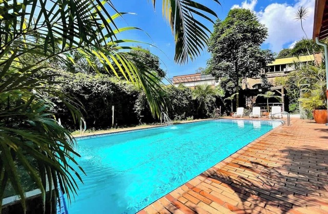 16 Bdr Villa In Proveza W Pool, Jacuzzi, & Sauna