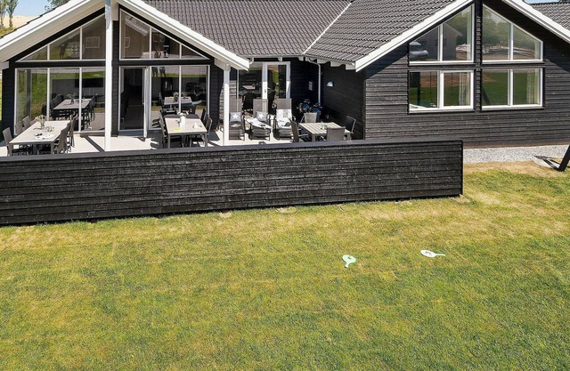 16 person holiday home in Hasselberg
