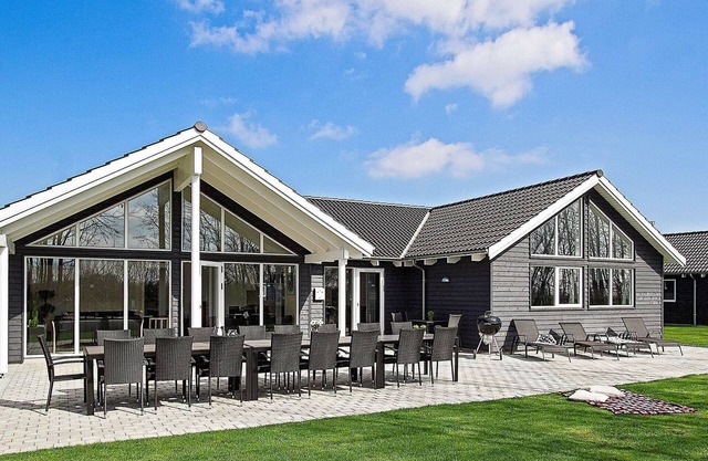 16 person holiday home in Hasselberg