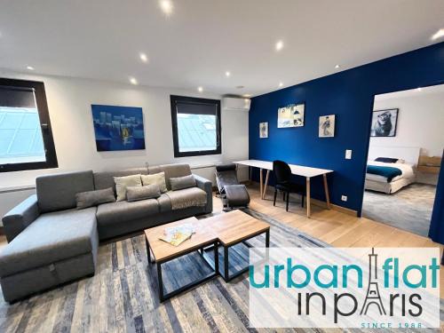 166 - Urban Luxury Apartment in Center of Paris