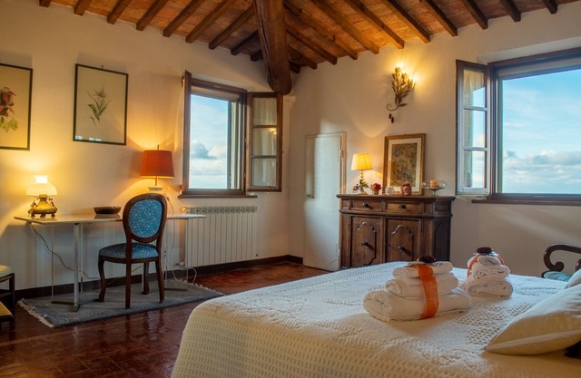 170 sqm attic in the center of Montepulciano, amazing view!
