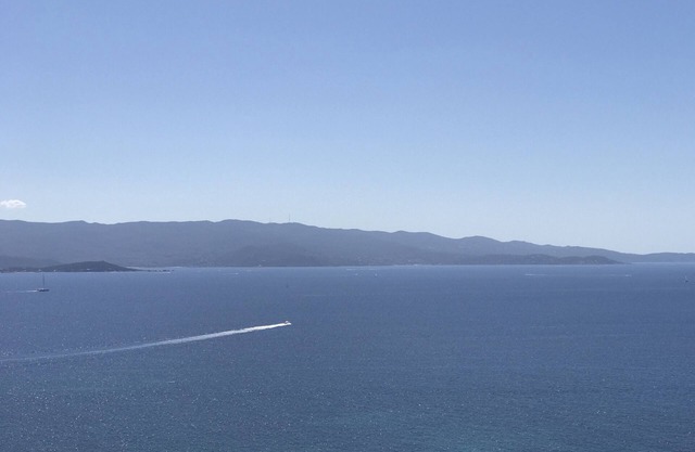 180 degree sea view studio 700m from the beaches