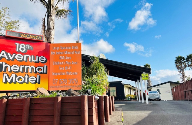 18th Avenue Thermal Motel