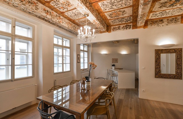 18th CENTURY BAROQUE RESIDENCE