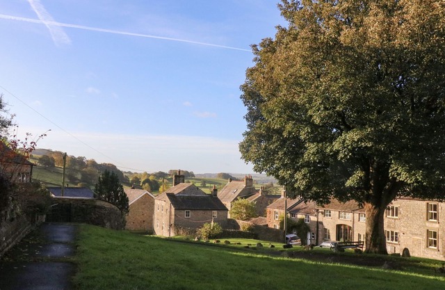 1A Lower Croft Street