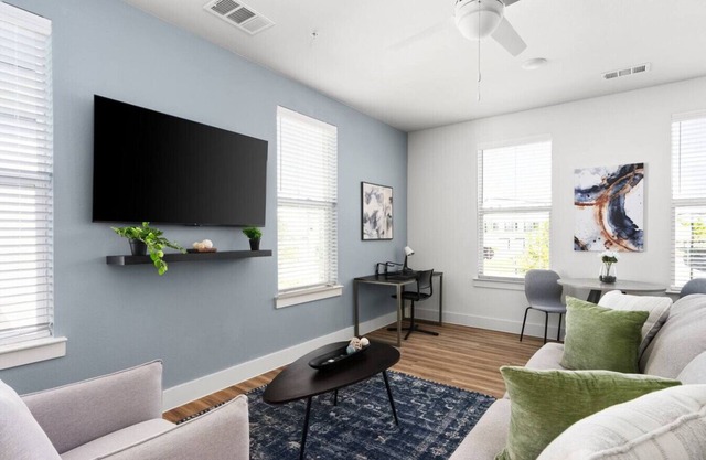 1B/1B Round Rock:Pool, Sauna & On-Site Coffee Shop