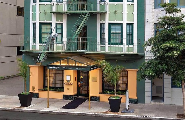 1br Deluxe Condo Theater Lovers- Performing Arts Venues!
