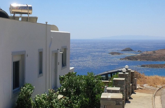 2 + 2 apartment with sea view