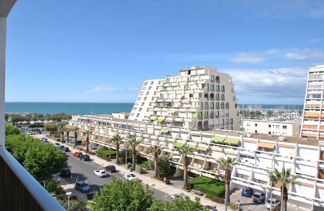 2-3 pers air-conditioned studio with harbor and sea view - Grande Motte