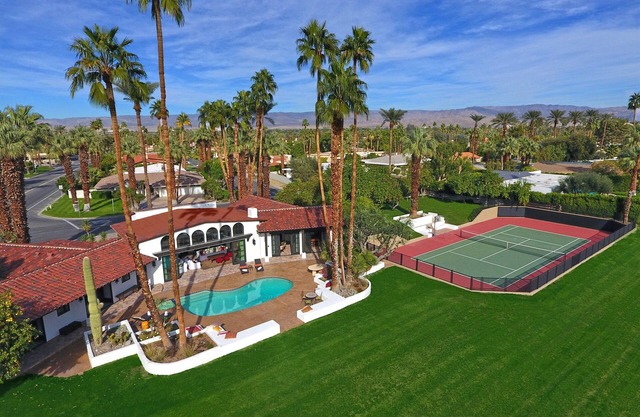 2 Acre Private Estate - Tennis & Pickleball Court-Pool/Spa-Orchard-Amazing Views