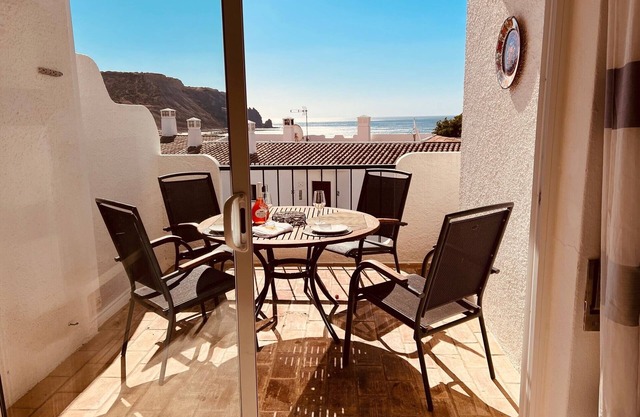 2 Bed/2 Bath Apartment, few Minutes to Beach Etc.,