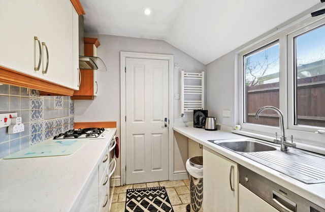 2 Bed | Ground Floor Apt | Maidstone | Workers