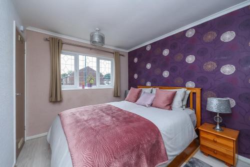 2 bed house Barton Green, Clifton Nottingham