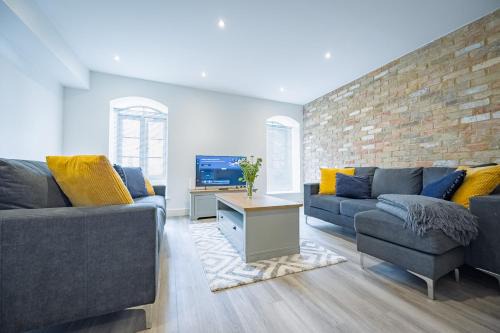 2-Bed I Converted Malt House I Rare Find I Parking