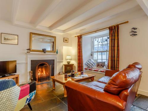 2 bed in Polruan 76624