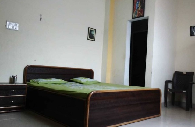 2 bed room apartment in prime location