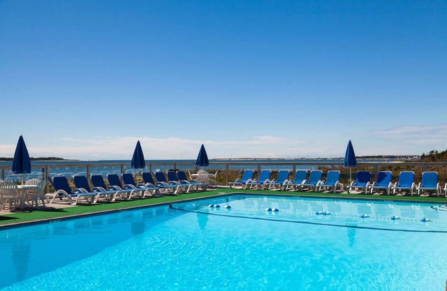 2 Bedroom 2 Bath Admiralty Suite, Green Harbor Resort, Outdoor Pool, Yoga Class
