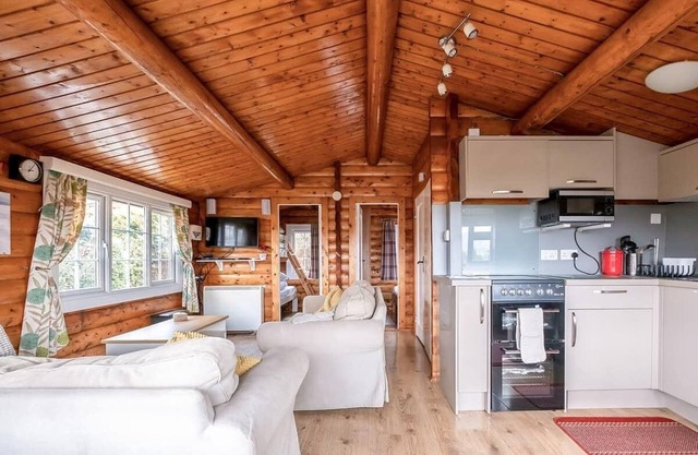 2 bedroom accommodation in Blaenau Ffestiniog