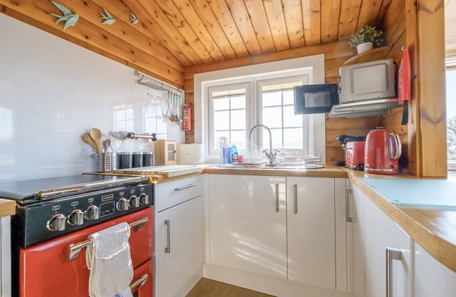 2 bedroom accommodation in Blaenau Ffestiniog