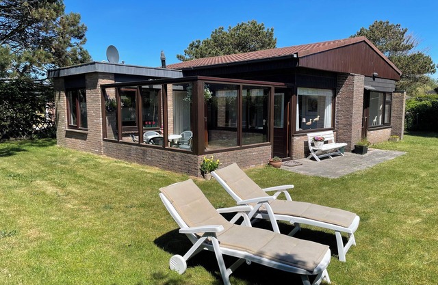 2 bedroom accommodation in Julianadorp aan Zee