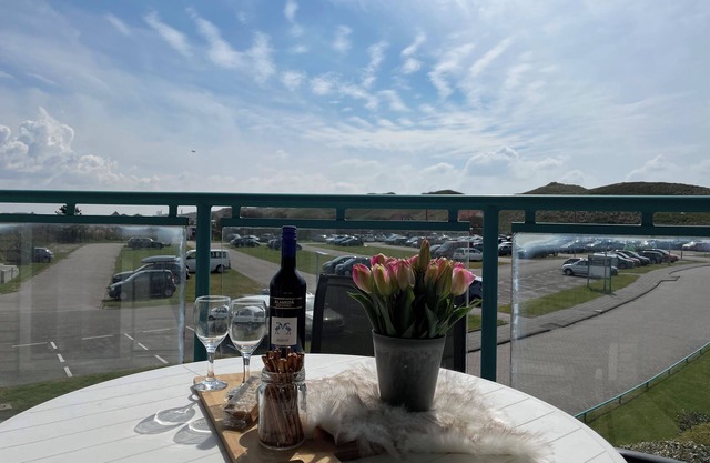 2 bedroom accommodation in Julianadorp aan Zee