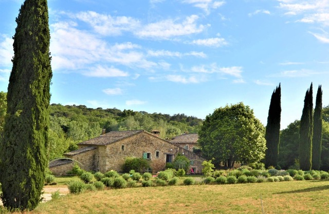2 bedroom accommodation in La-Roque-sur-Cèze