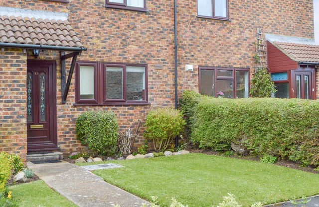 2 bedroom accommodation in Rustington, near Worthing