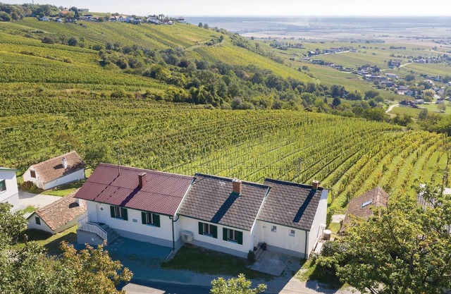 2 bedroom accommodation in Eisenberg