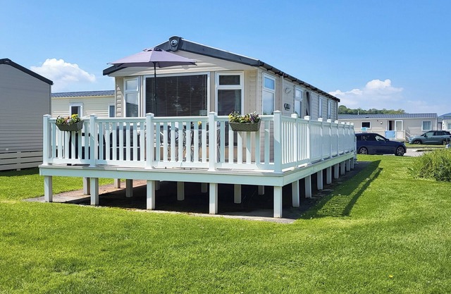 2 bedroom accommodation in Blue Anchor, near Minehead