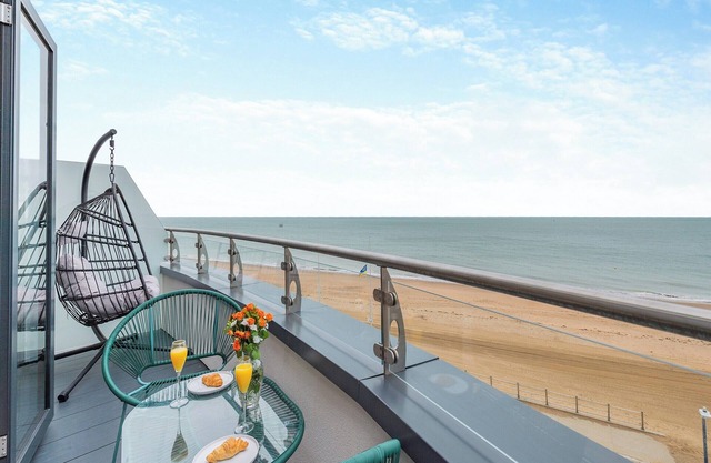 2 bedroom accommodation in Ramsgate