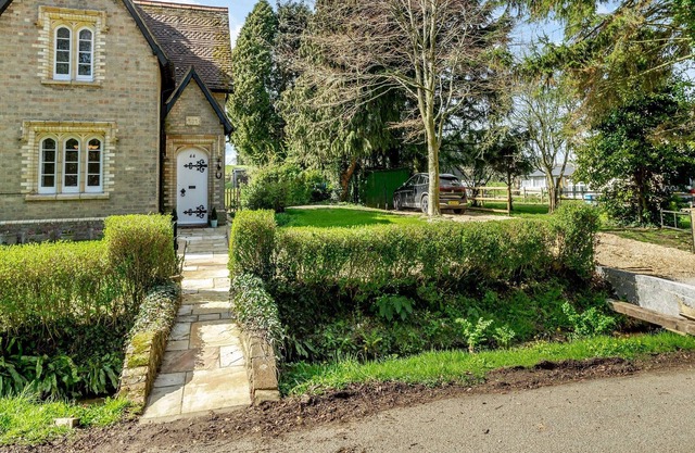 2 bedroom accommodation in Wimborne