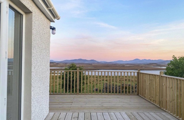 2 bedroom accommodation in Achmore