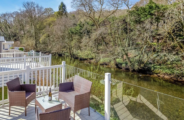 2 bedroom accommodation in Notter Bridge, Saltash