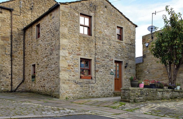 2 bedroom accommodation in Skipton