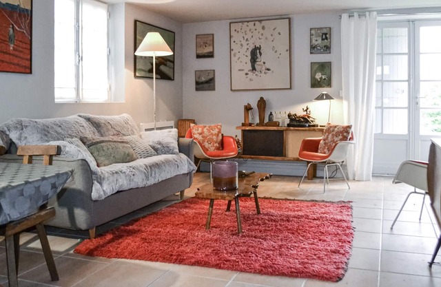 2 bedroom accommodation in Léognan