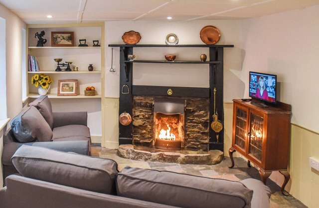2 bedroom accommodation in Lynton