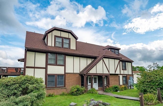 2 bedroom accommodation in Davis