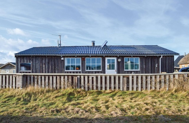 2 bedroom amazing home in Ulfborg